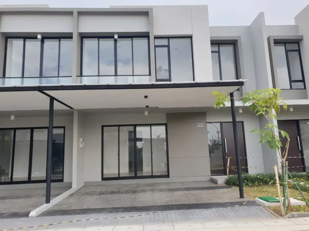 Disewakan Rumah Milenial Pik2 Cluster Florida, 8X10m, 3+1Kt, 2 Lantai, Kondisi Sedang Tersewa