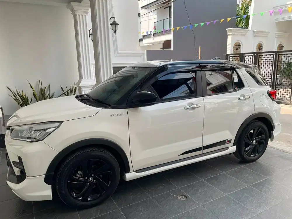 Toyota Raize GR Sport Two Tone