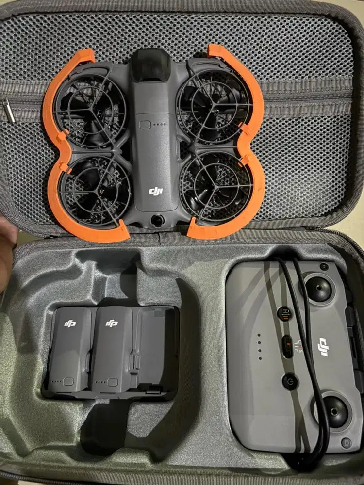 Dji neo 2 combo