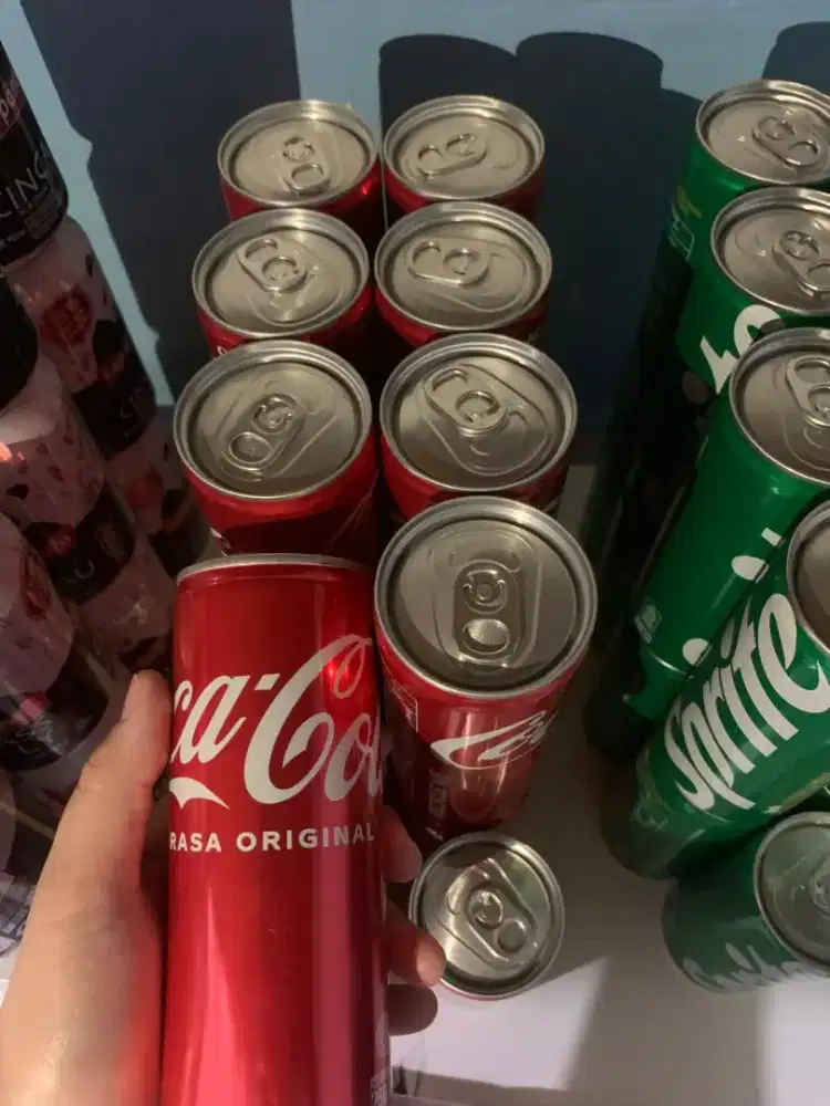 Minuman Kaleng Pocari, Cincau, Sprite, Coca Cola dan Chrysntmemum