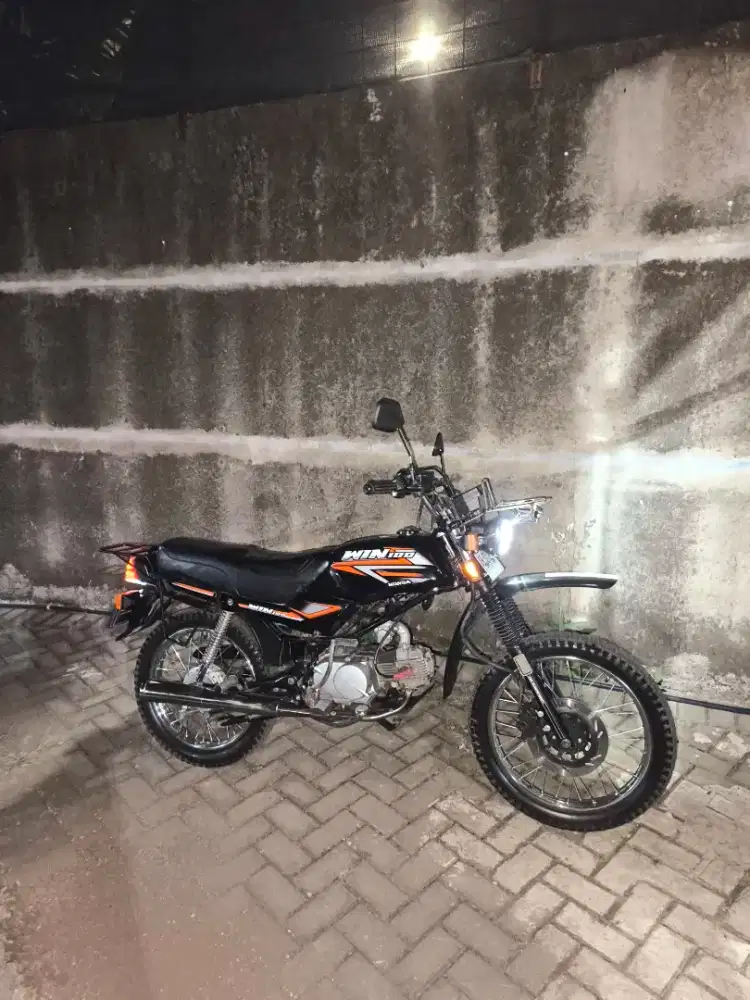 motor honda win 100