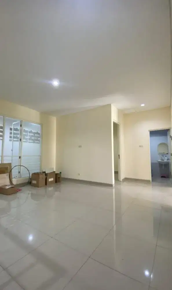 MURAH RUMAH 2 LANTAI LUAS SIAP HUNI DEKAT ITS UNAIR MERR MANYAR PCM