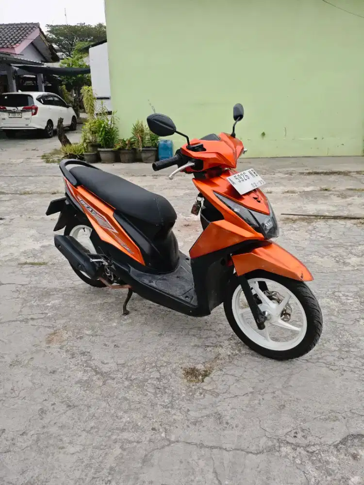 (Sale) Honda Beat Fi 2015 LENGKAP