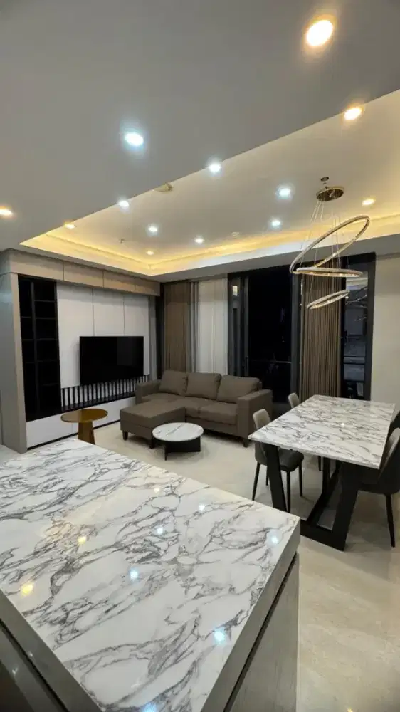 BARU MURAH PRIVAT LIFT CIPUTRA WORLD DEKAT PAKUWON MALL DARMO