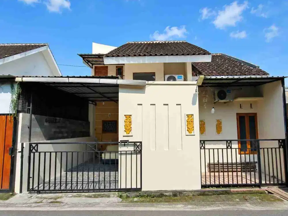 DIJUAL – Rumah 2 Lantai 3 KT 300 Jutaan Dekat Gentan & Solo Baru