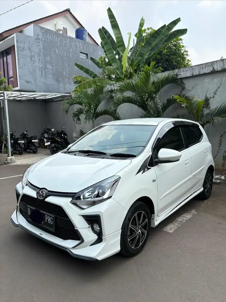 Toyota Agya GR 2021 Matic 1.2 Putih