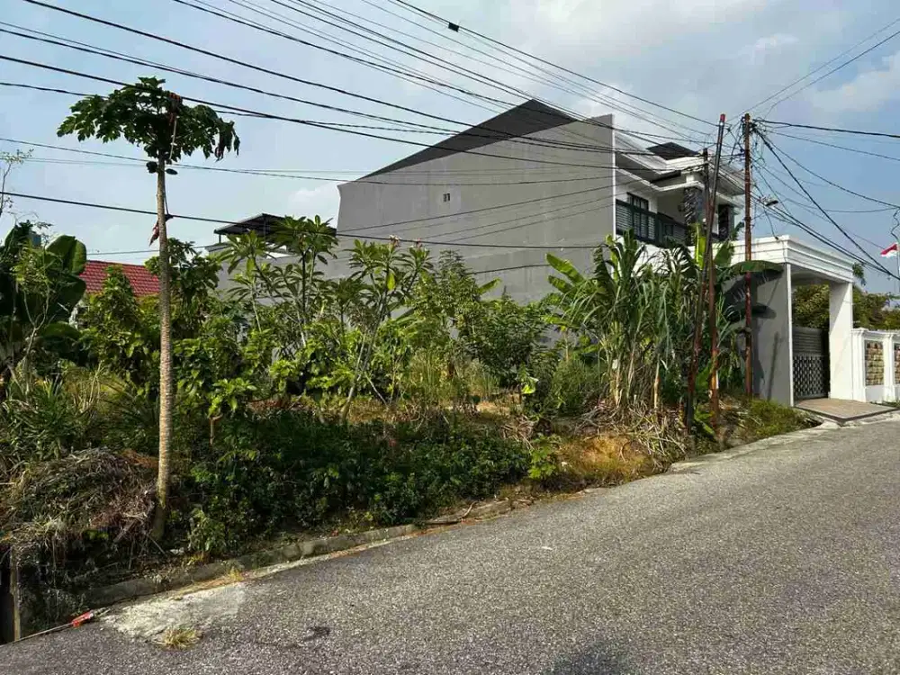 Dijual tapak Rumah