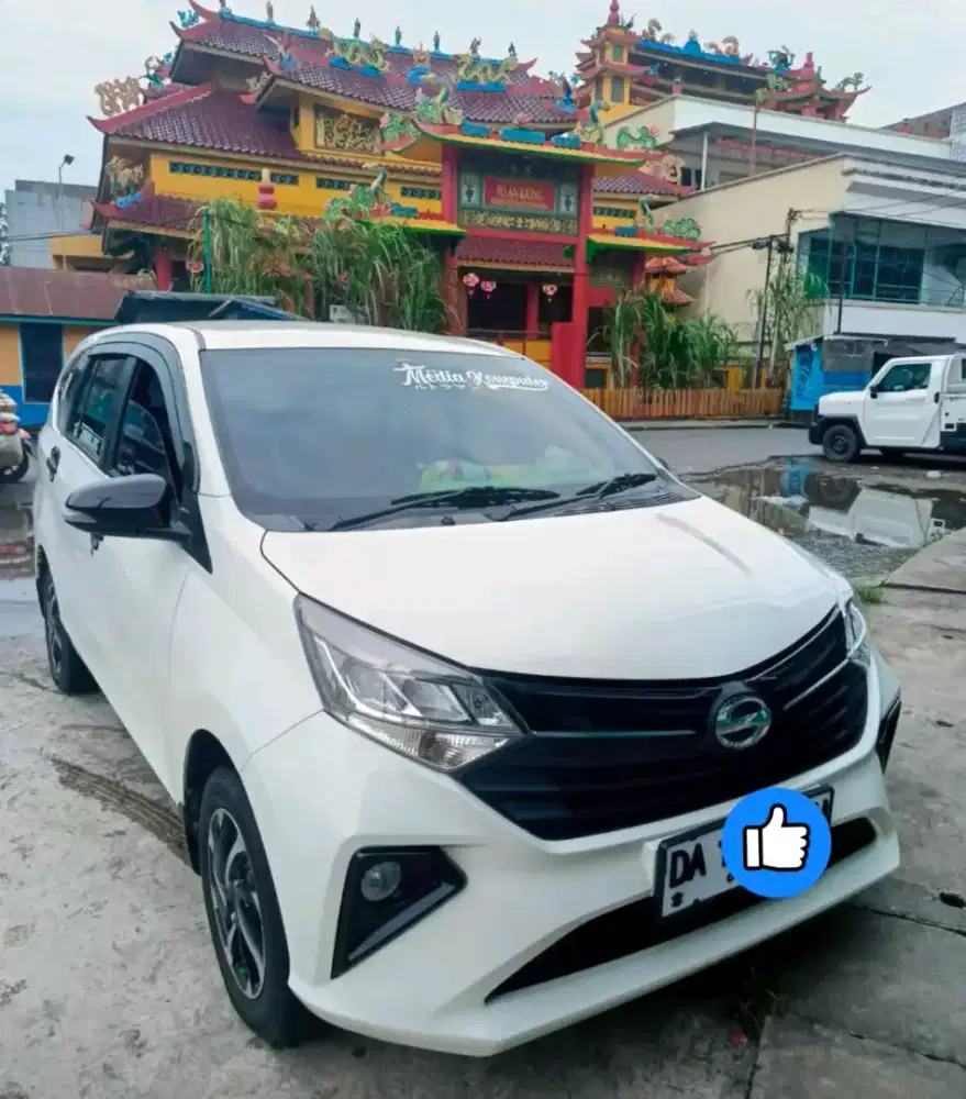 Sigra R Matic 1.2 (istimewa pakaian pribadi)