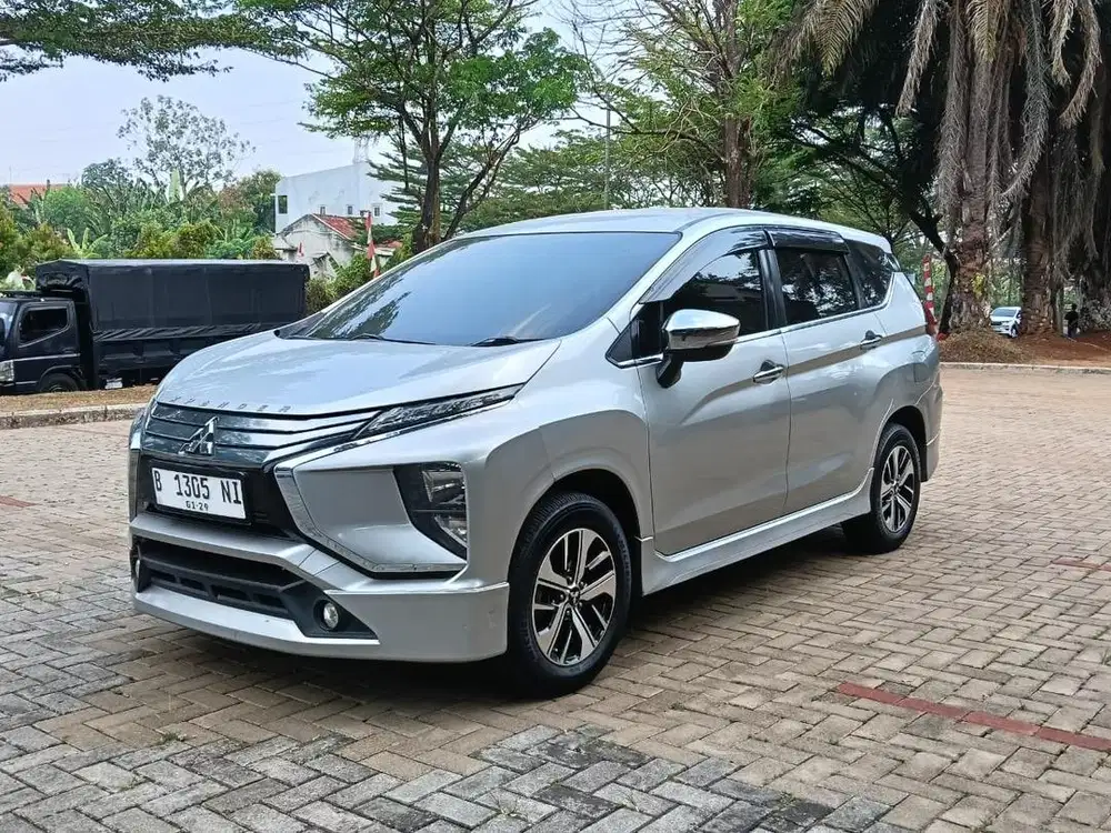 Mitsubishi Xpander 1.5 Ultimate Automatic 2017 Silver