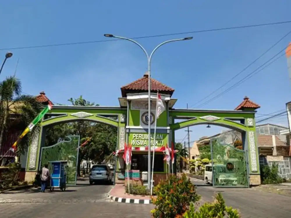 DIJUAL RUMAH TERAWAT PERUMAHAN WISMA MUKTI