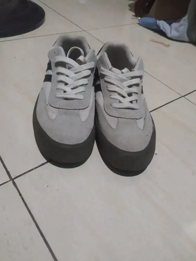 Sepatu bavito sz 40