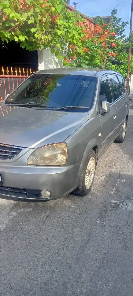 KIA Carens 2 SE manual 2004