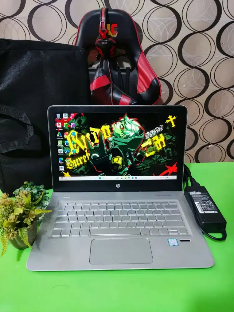 Laptop SuperSlim HP Envy 13 Layar QHD+ Siap Pakai