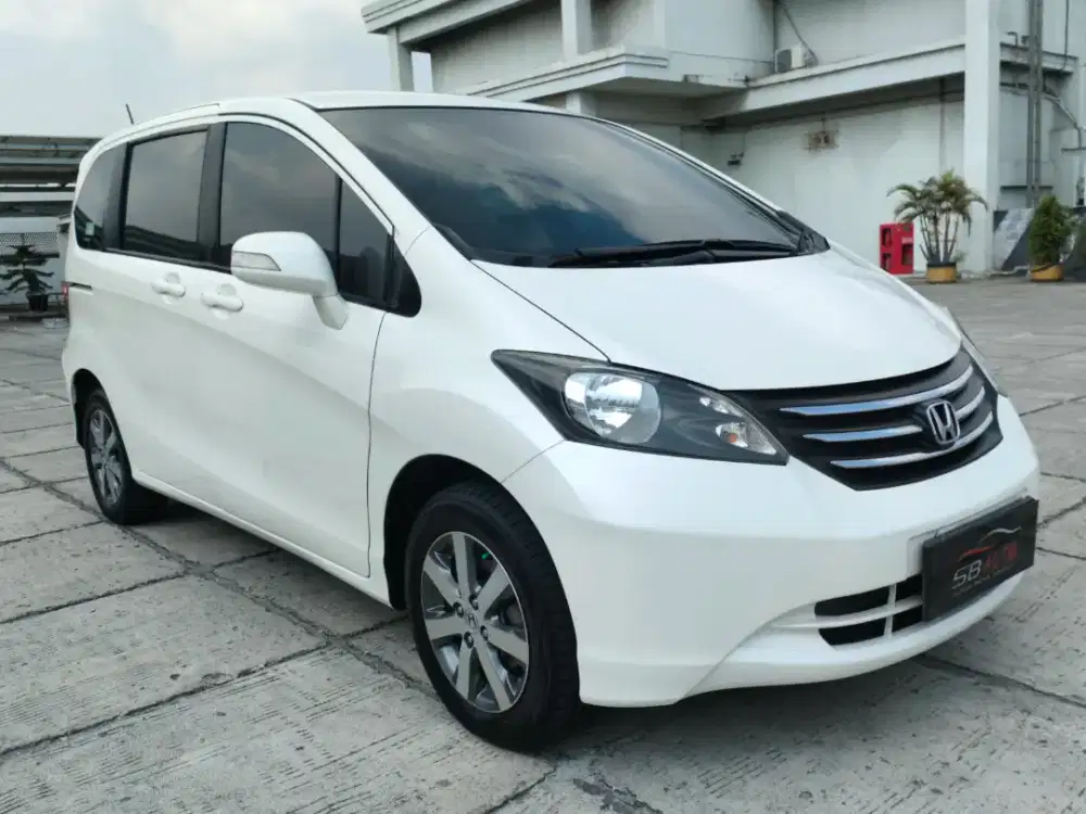 DP 20 Jt, HONDA FREED PSD AT 2012