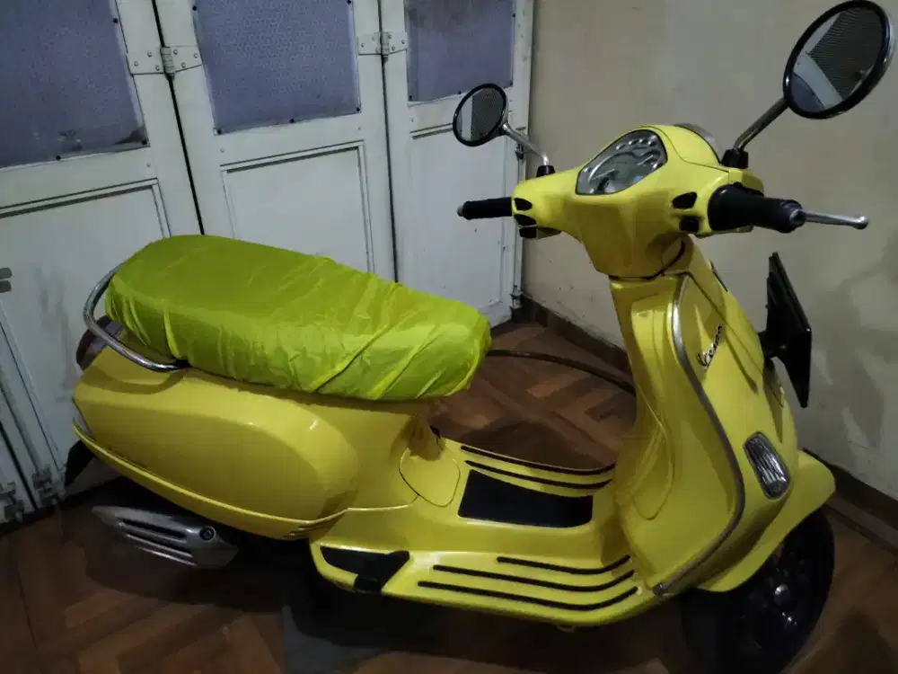 Bismillah dijual Vespa LX 125 iget tahun 2019 Mulus Halus