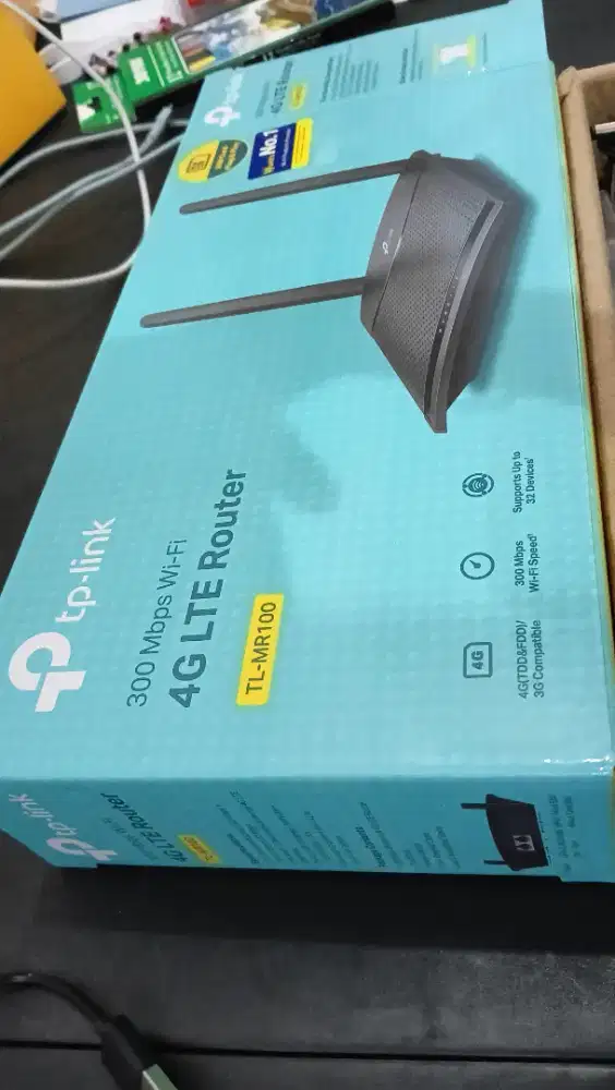 Router TP Link MR100