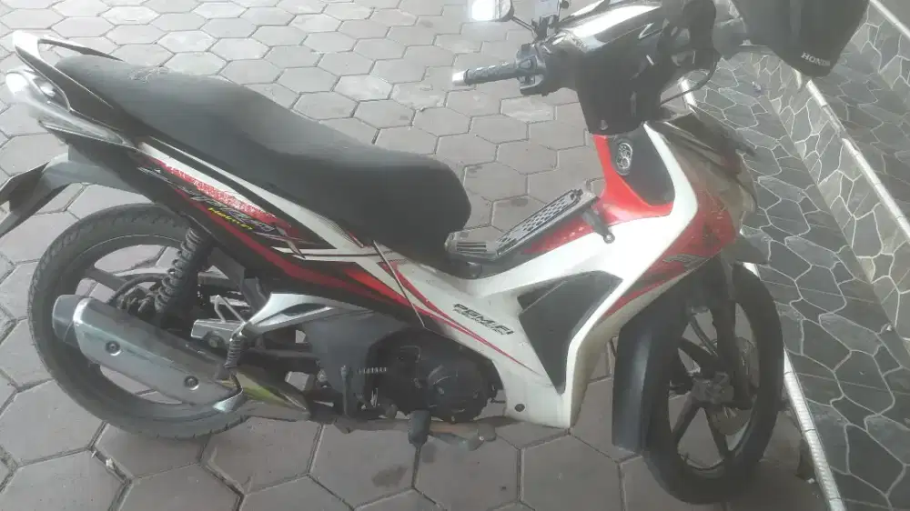 Jual bu suora x125 helm in injeksi
