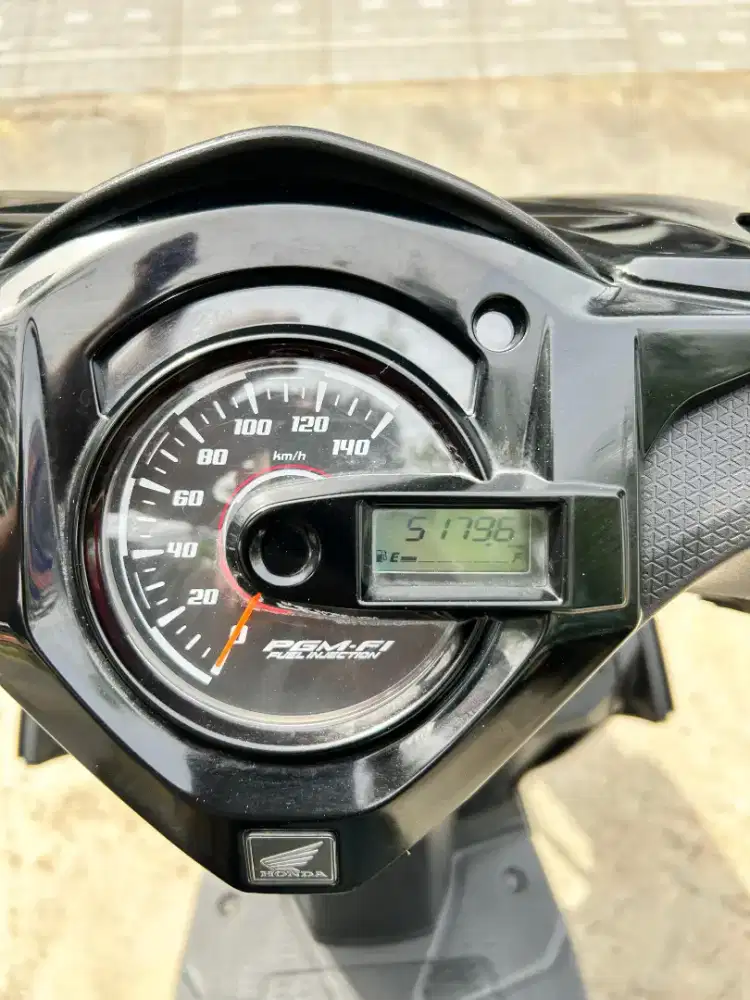 Di jual honda beat tahun 2026