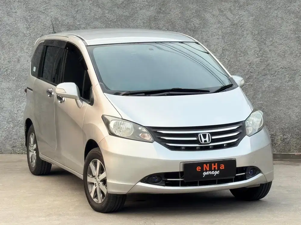 Freed E 1.5 PSD Matic 2012