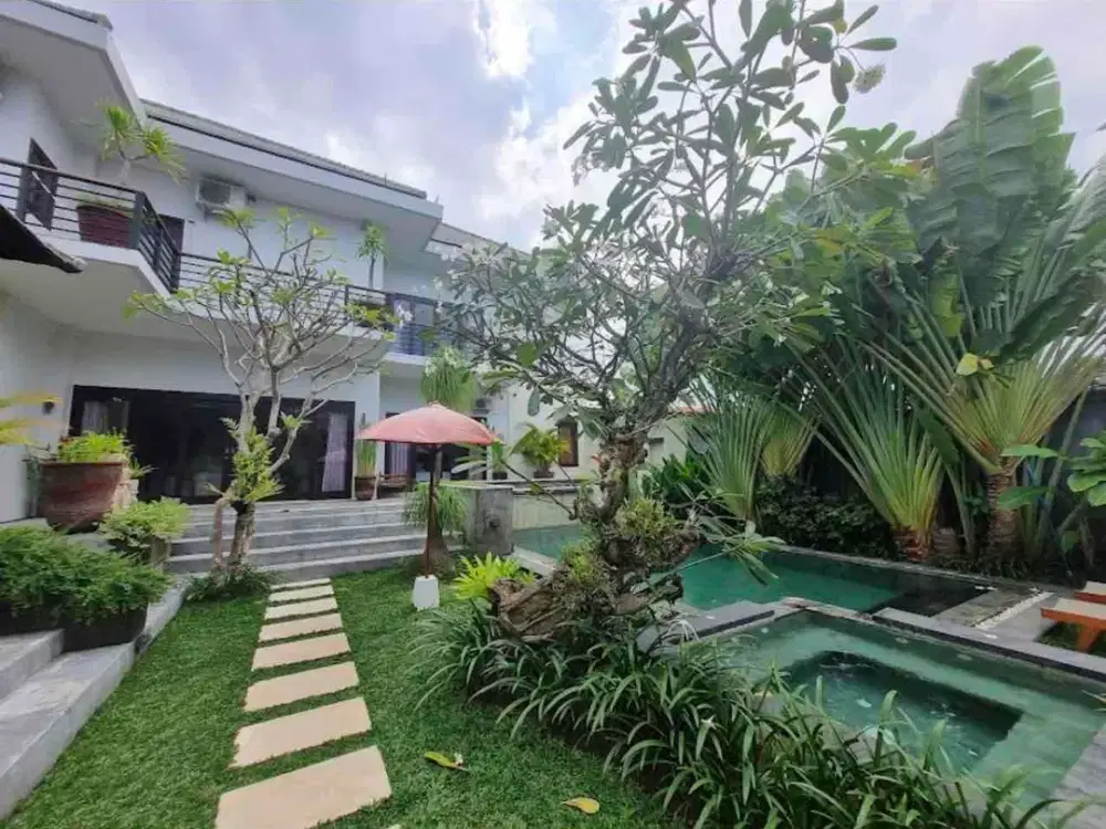 Dijual villa dan restoran seberang La Brisa Beach Club Bali