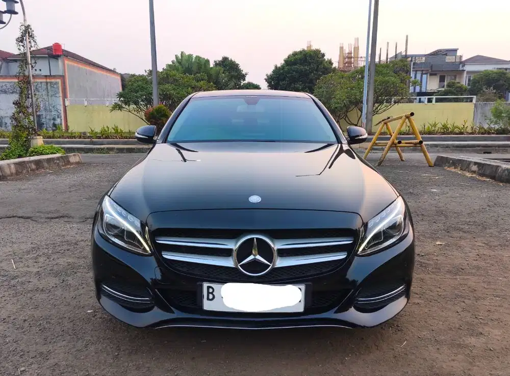 KM 20rbn Mercy C200 Avantgarde 2014 2015 New Model CBU Germany Hitam