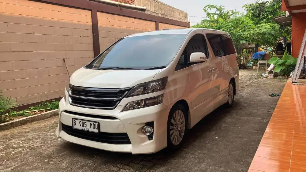 For Sale! Toyota Vellfire Z 2.4 2012 CBU Japan