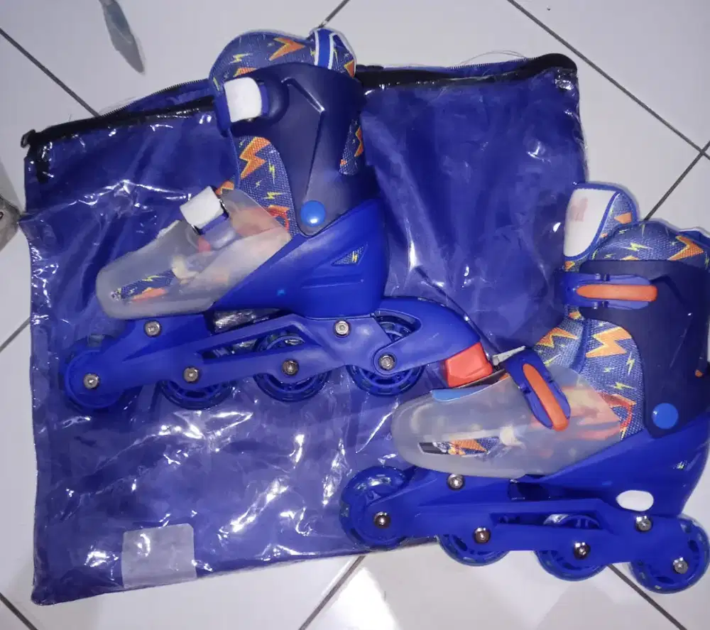 Sepatu roda anak