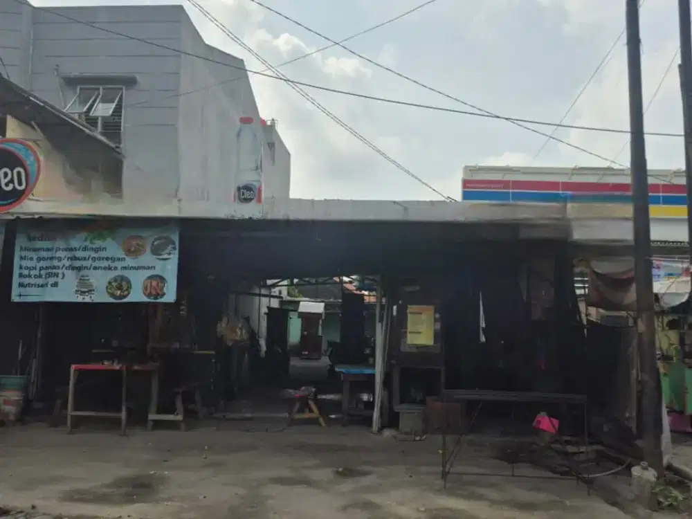 DiSewakan Lahan  pinggir jalan Bekasi kota sebelom Rs Hermina
