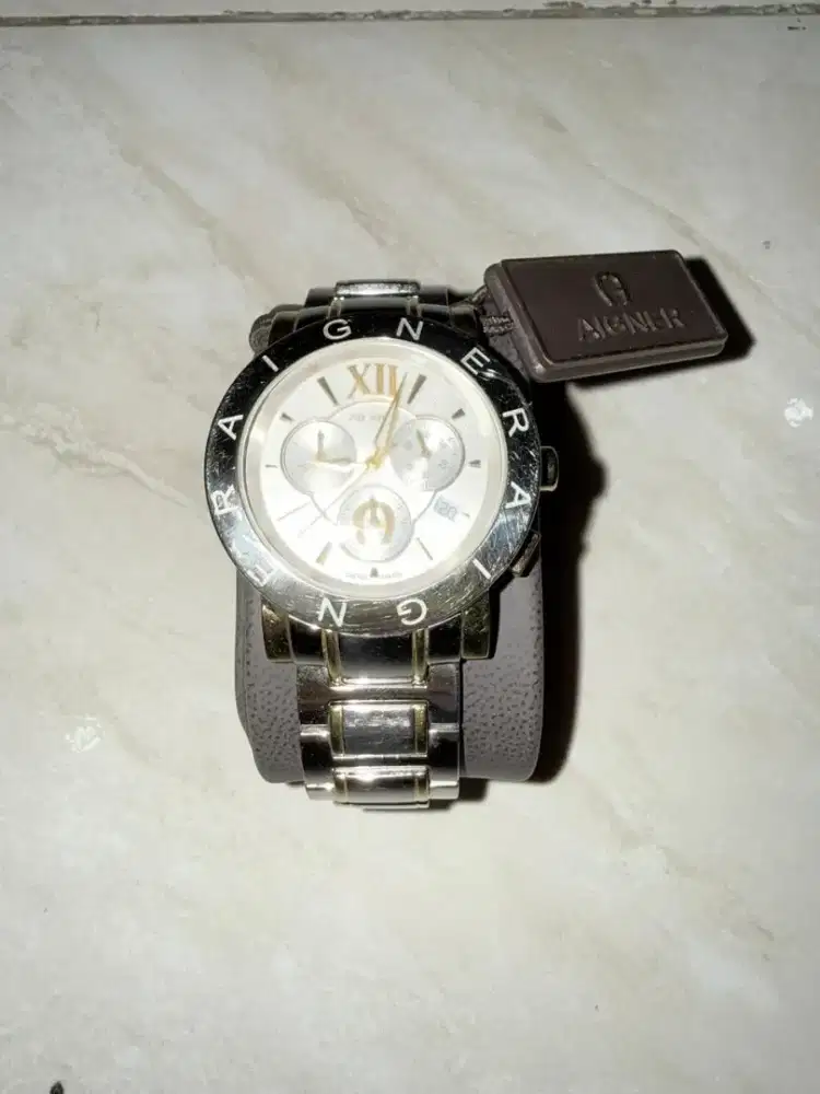 Jam tangan Aigner A26517