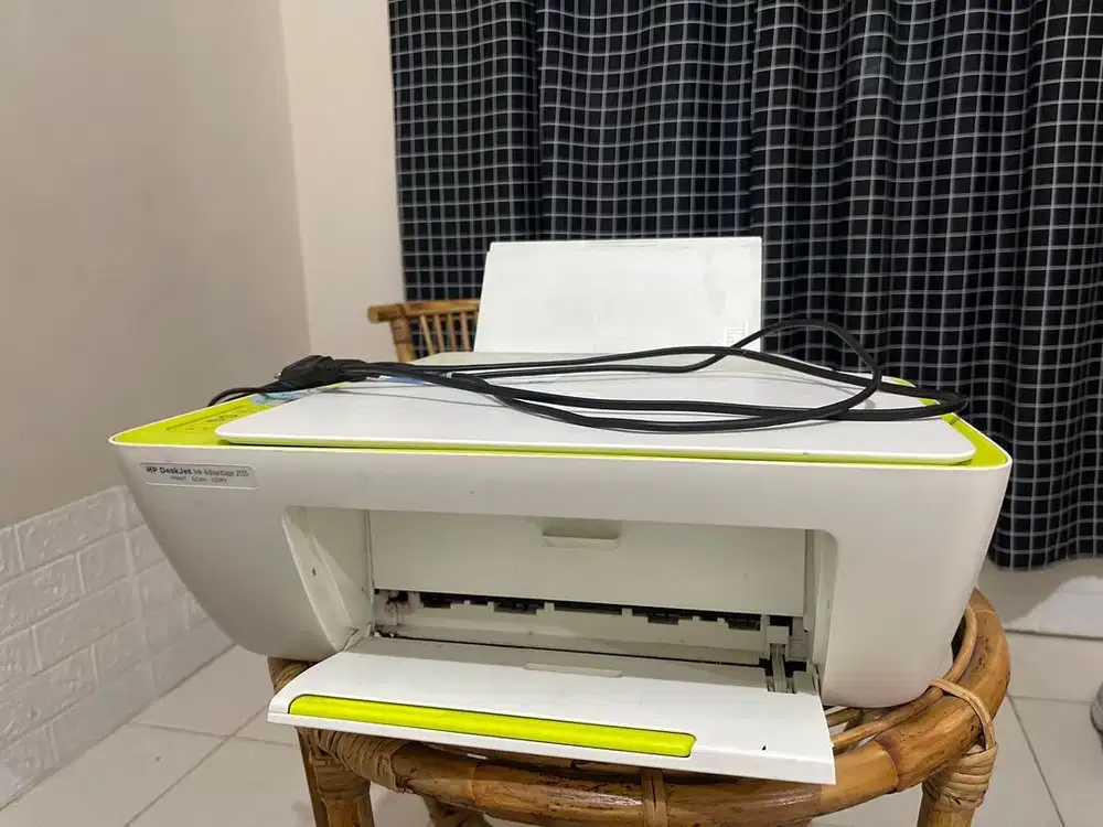 Printer HP Deskjet 2135