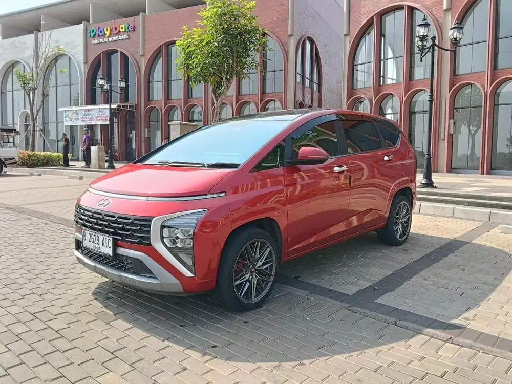 Hyundai Stargazer 1.5 Prime Automatic 2022 Merah