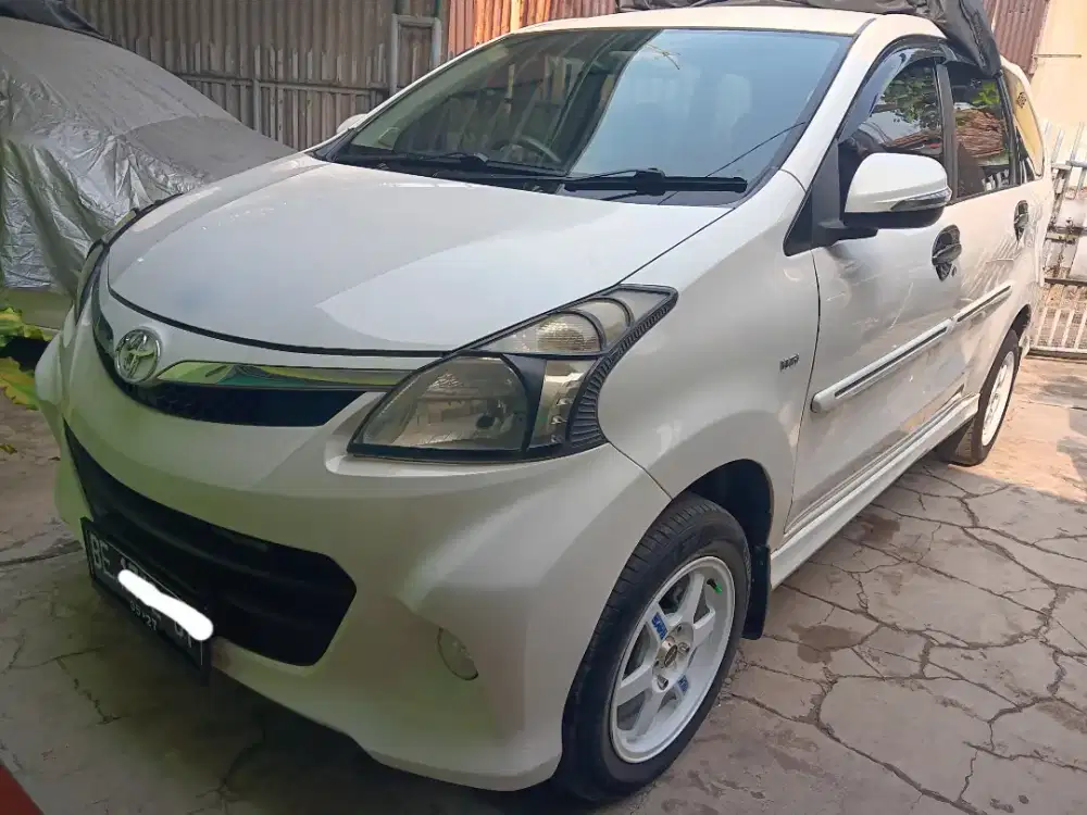 Avanza Veloz 1.5 matic 2012