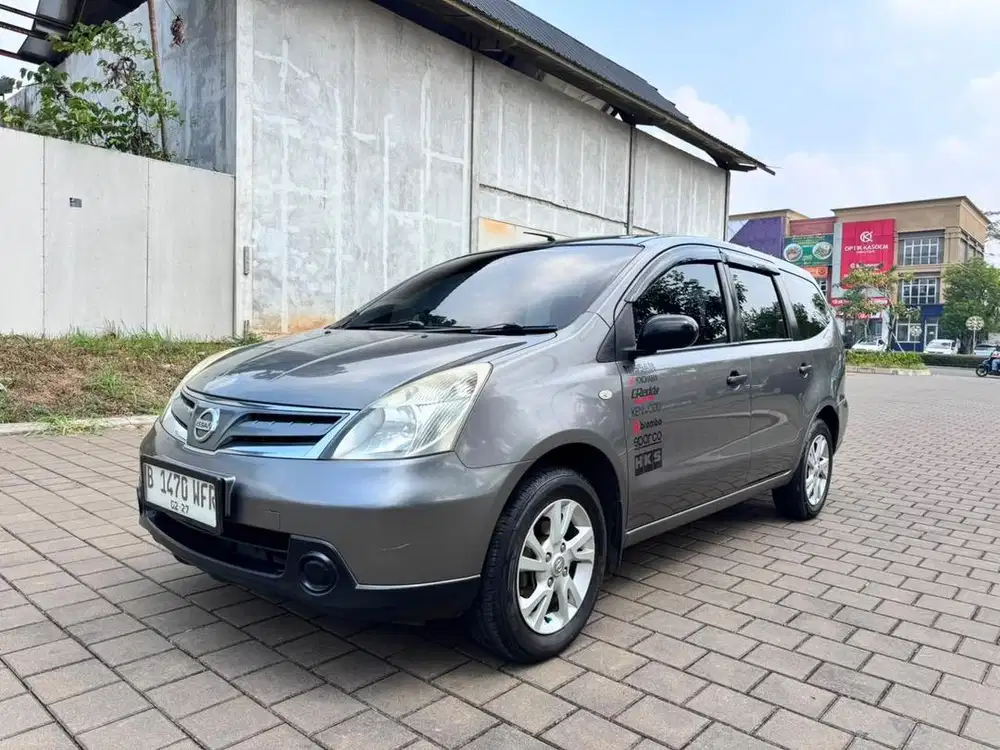 Nissan Grand Livina 1.5 SV Manual 2012 Grey