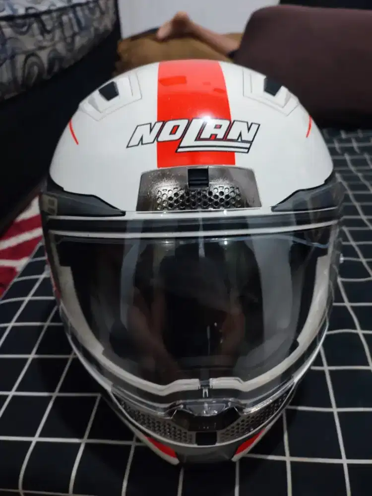 Helm nolan bekas seperti baru