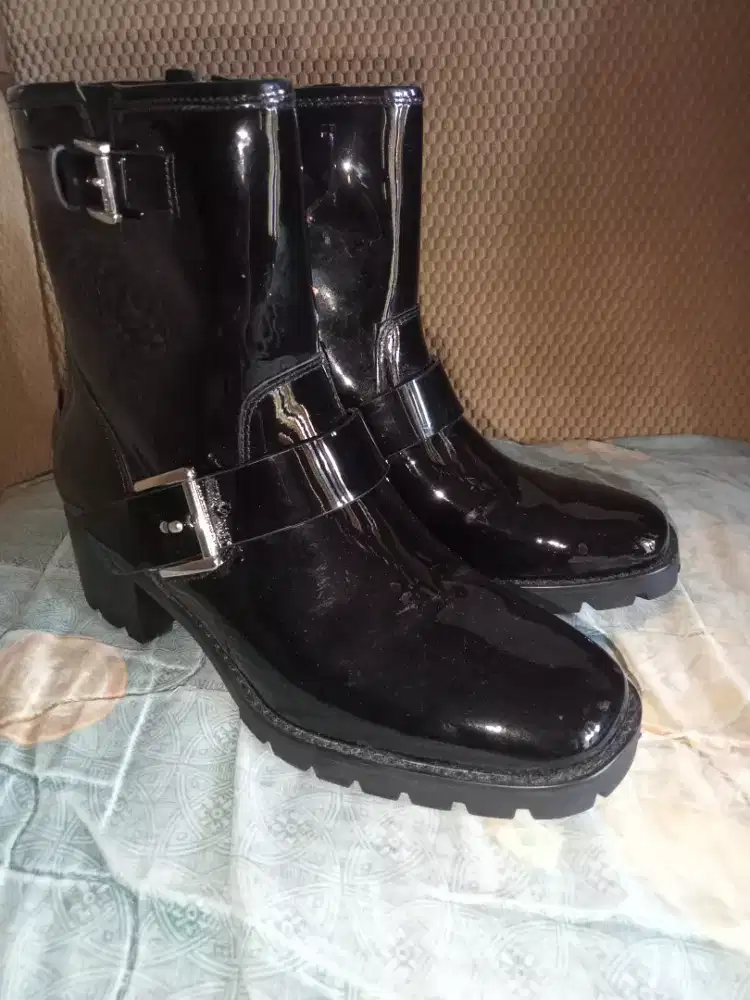 Sepatu Boot Michael Kors