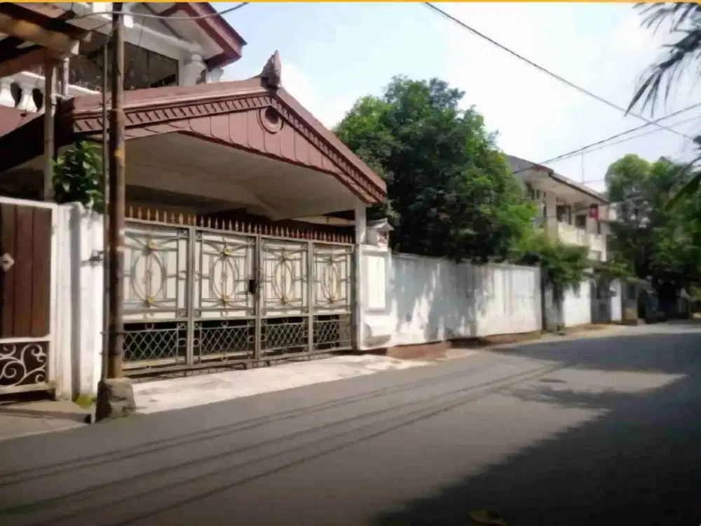 Rumah Murah Spesial Jarang Ada 2 Lantai LT 160m² di Tebet Timur Jakarta Selatan
