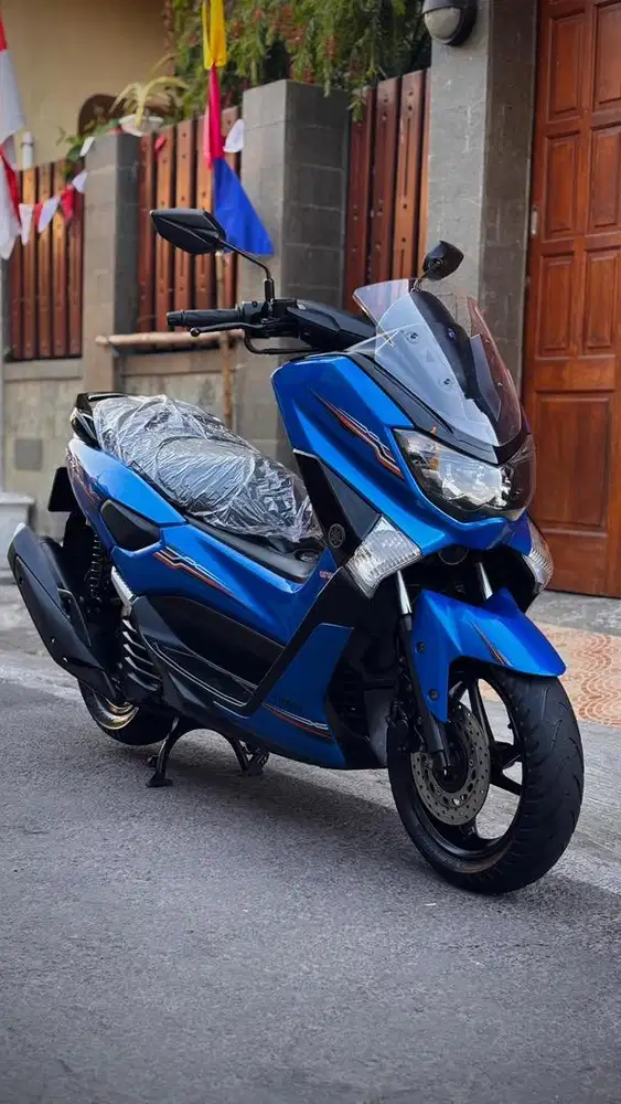 YAMAHA NMAX 155 VVA BLUE EDITION