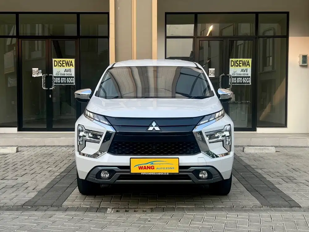 Xpander Ultimate 2022 Tangan 1
