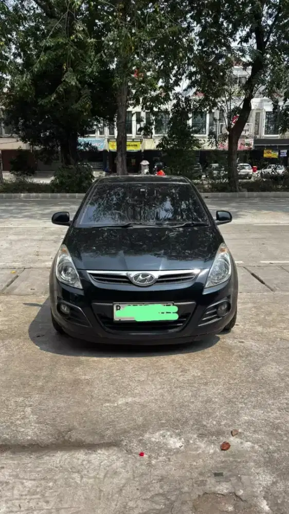 Hyundai i20 AT Th 2011 Hitam