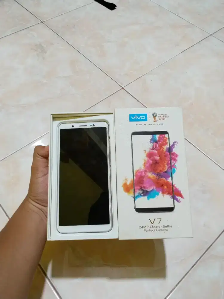 vivo v7 ram 4/64gb