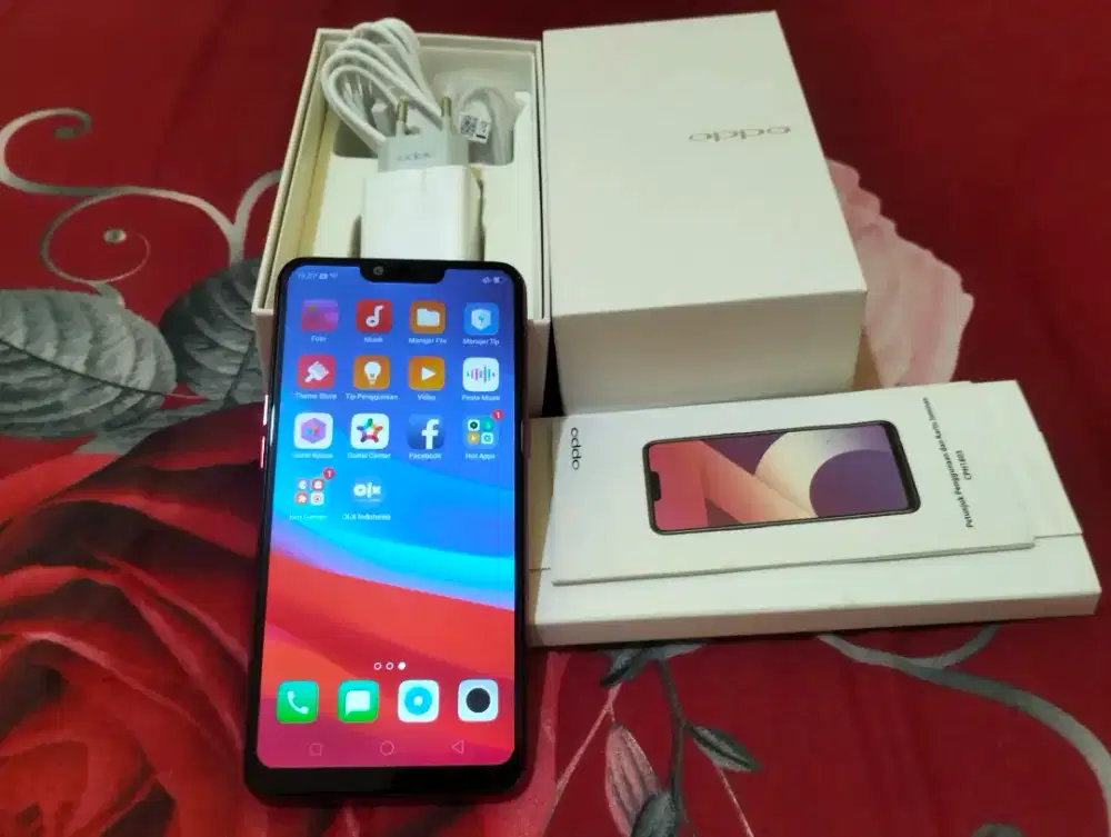OPPO A3S RAM 6GB  128GB 6,2in Murah Komplit