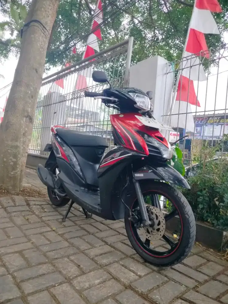 Mio GT injeksi thn 2013 surat2 lengkap motor pribadi plat isi panjang