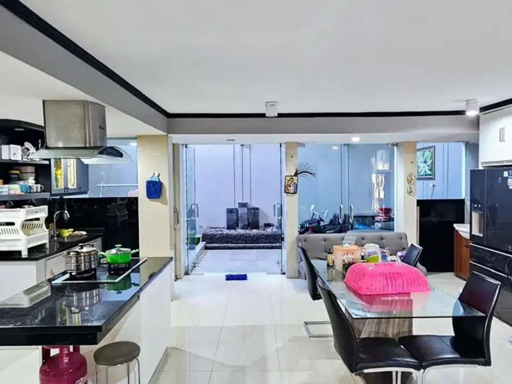 Graha Family Semi Furnished
