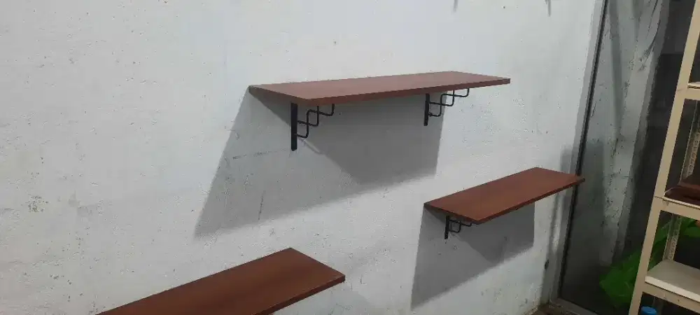 Rak dinding dekorasi