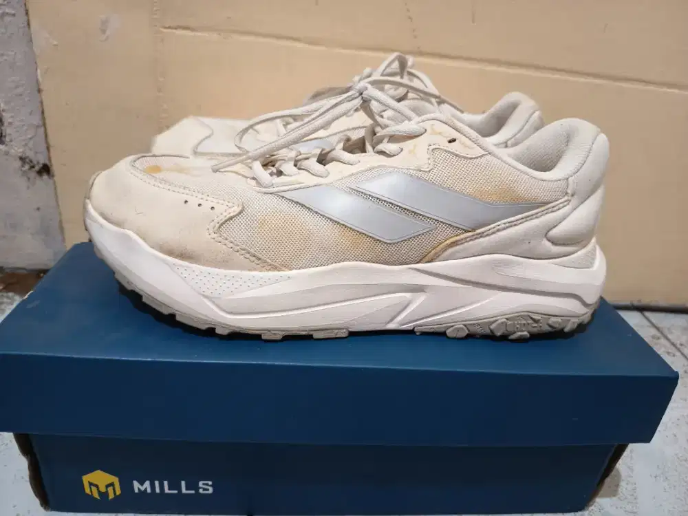 Sepatu Mills Original