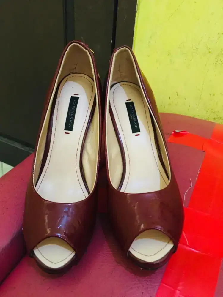 Heels LV belum pernah pakai