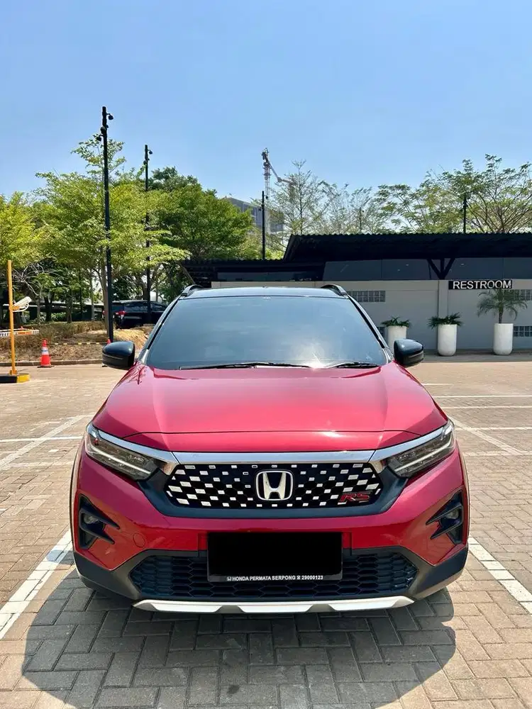 HONDA WRV RS AT 2024 TWO TONE (TDP 20JT)