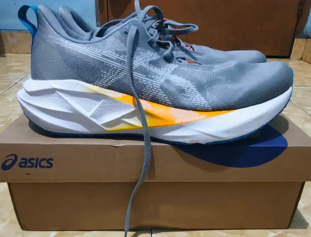 Sepatu Asic Novablast 5 ORI
