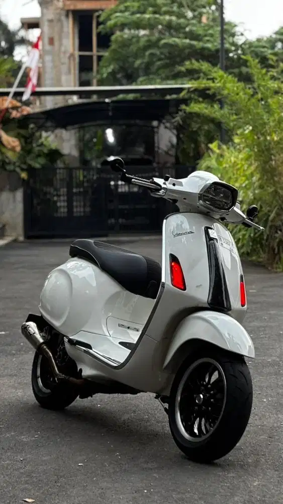 Vespa Sprint Modifikasi Simpel