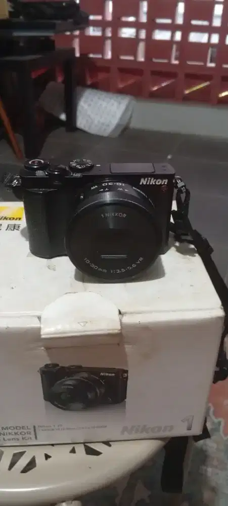 Dijual NIKON 1 J5 Mirrorless